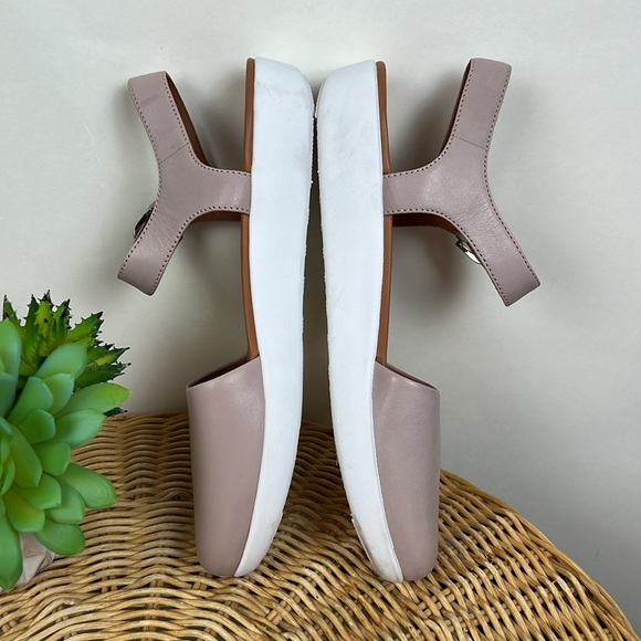 New Fitflop Cova II Closed Toe Sandal Leather 6.5 Mink - Picture 11 of 12
